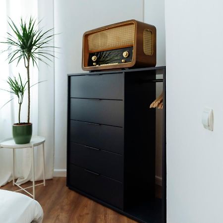 Lovely Vintage Double Studio In City Center Bukarest Exteriör bild