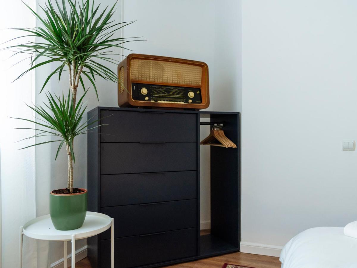 Lovely Vintage Double Studio In City Center Bukarest Exteriör bild