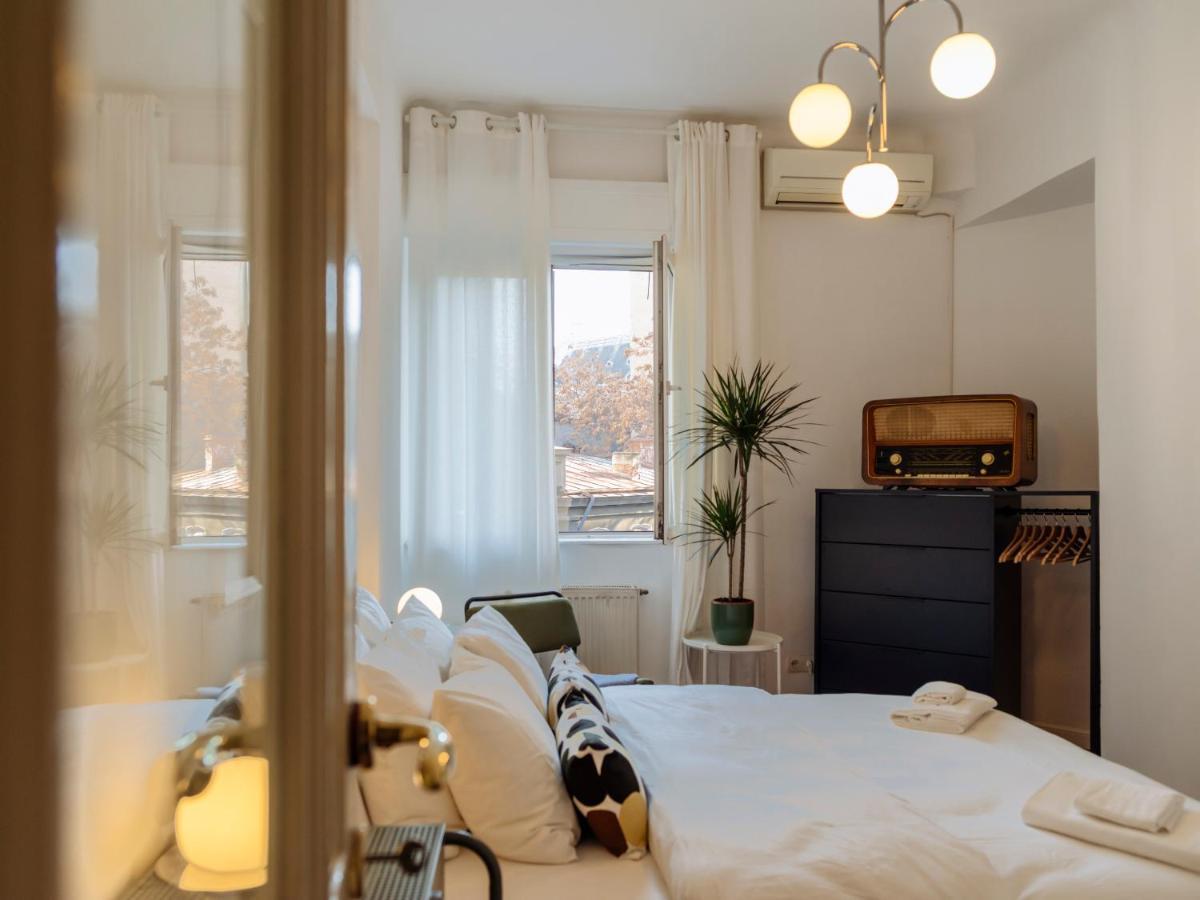 Lovely Vintage Double Studio In City Center Bukarest Exteriör bild
