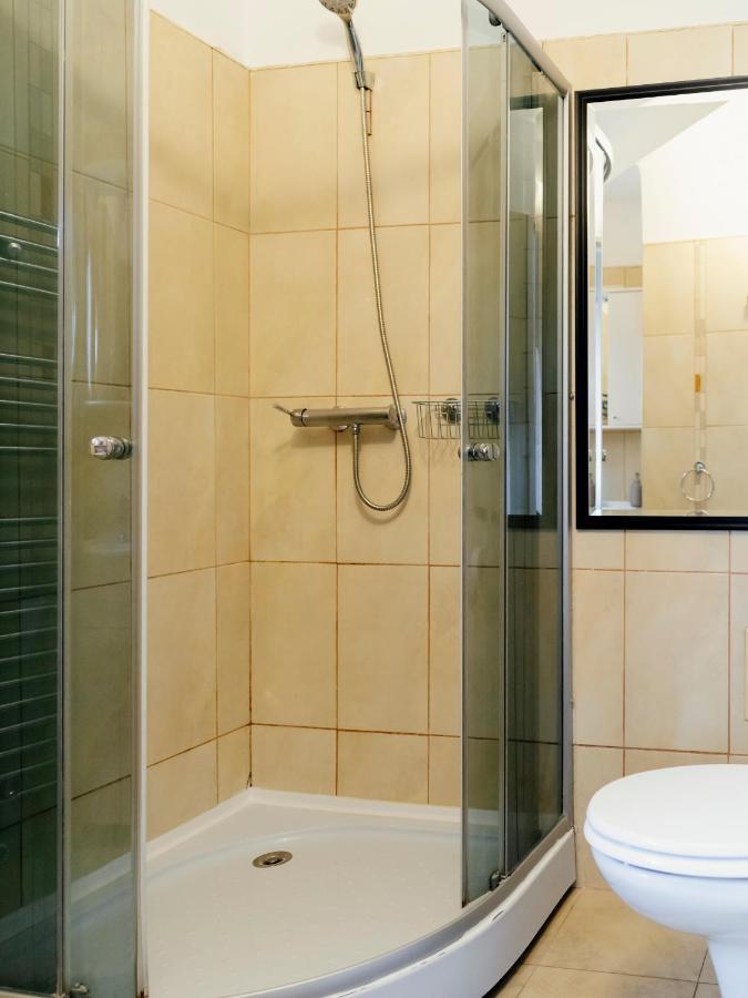 Lovely Vintage Double Studio In City Center Bukarest Exteriör bild